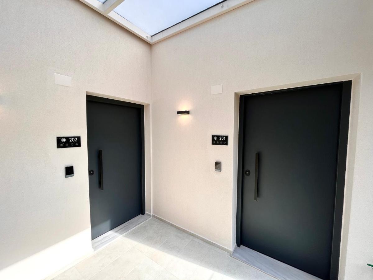 City Hill Luxury Apartments Ioannina Exterior photo